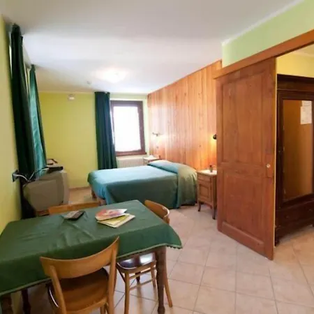 Moderno 3*